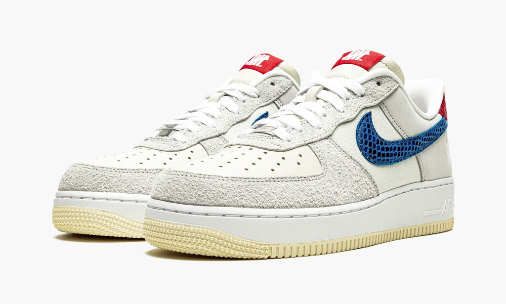 Air Force 1 Low SP Undefeated 5 On It Dunk vs. AF1
